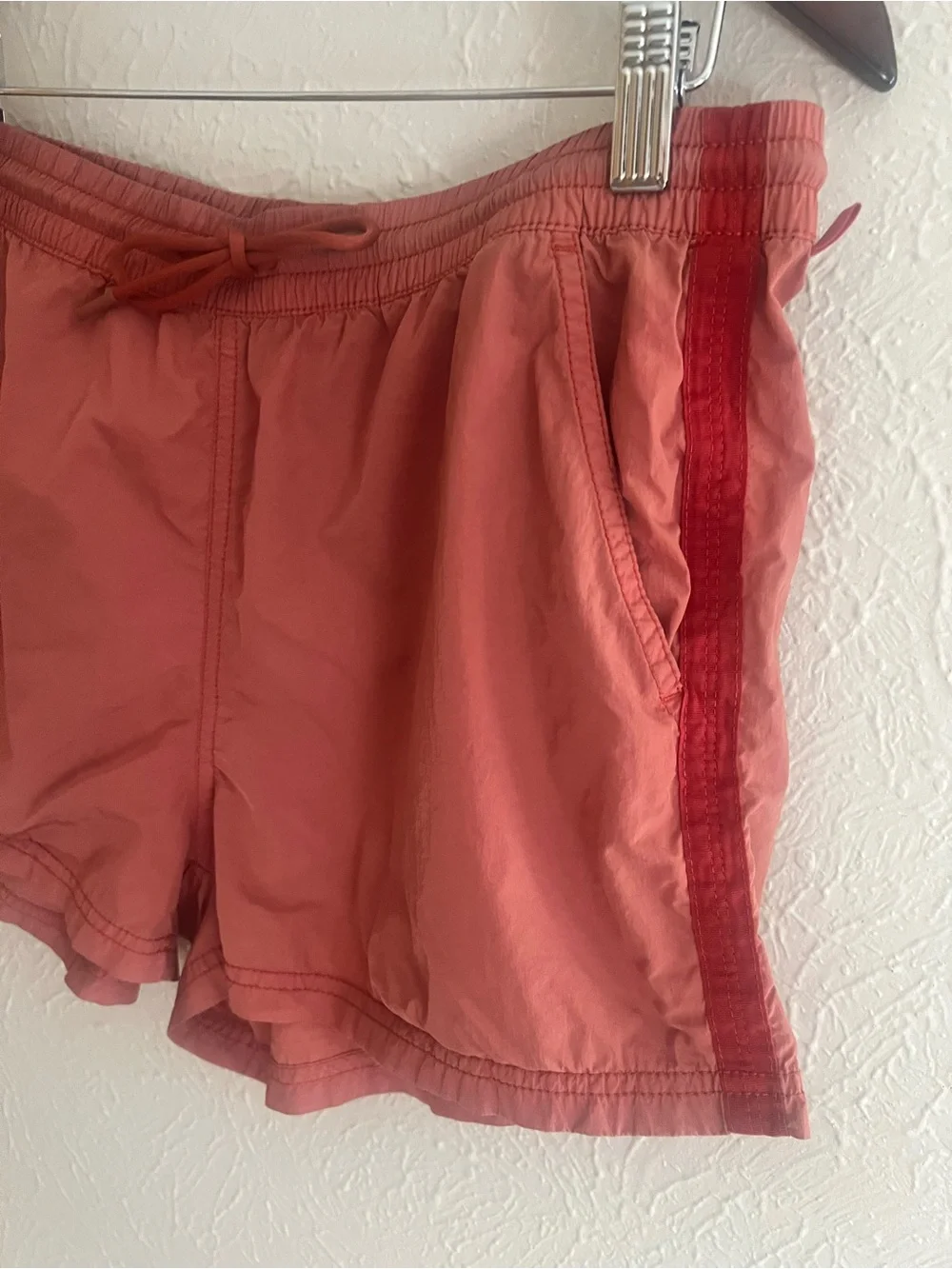 Athleta Expedition Shorts Brick Red Size 4 Lightweight Outdoor Hiking Shorts